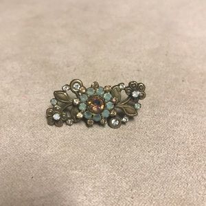 River stone pin broach